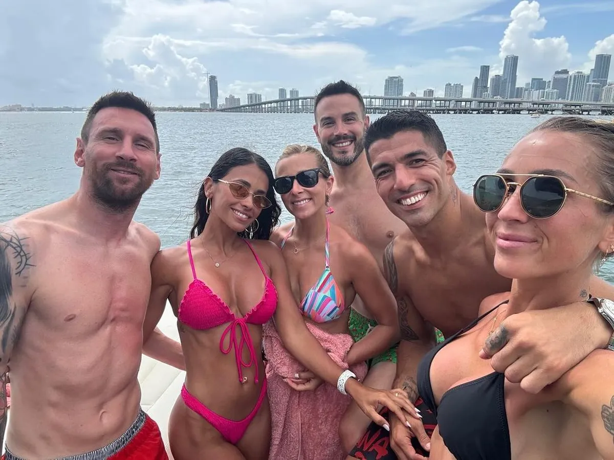 La familia Messi y Suárez de vacaciones por Miami. La familia Messi y Suárez de vacaciones por Miami.