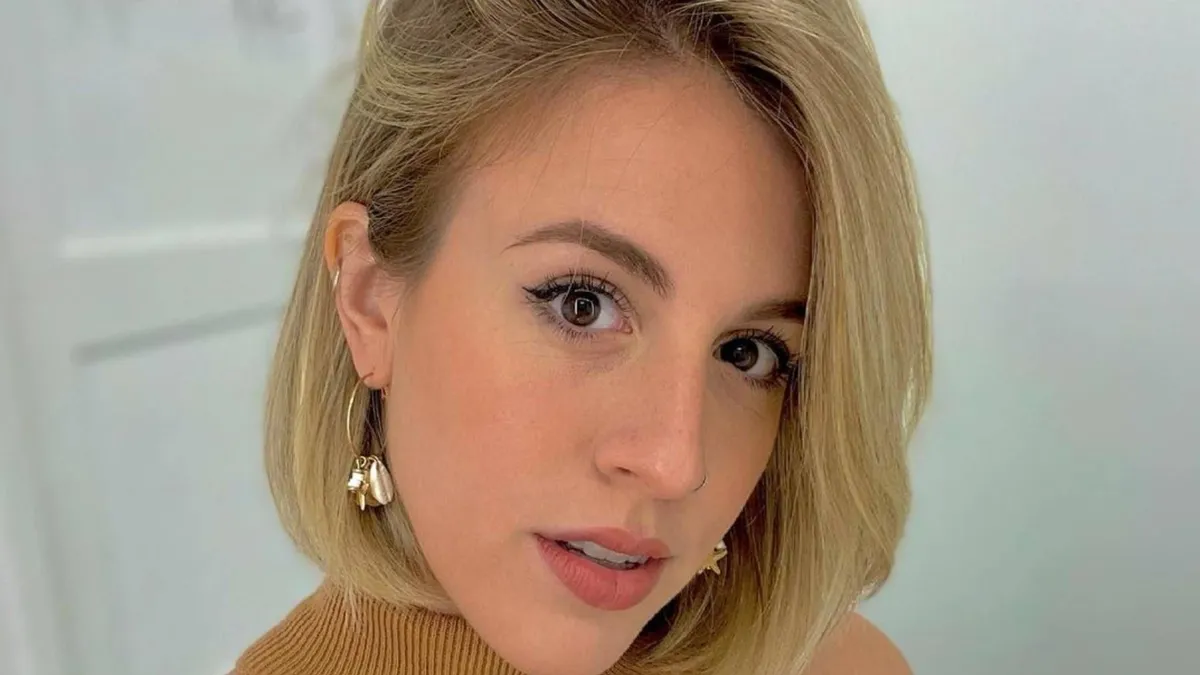 Laura Esquivel, actriz y cantante argentina. Laura Esquivel, actriz y cantante argentina.