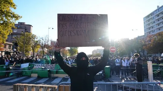 Estallan protestas estudiantiles en Francia