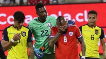 Chile no va al Mundial 2026 y a pesar de eso toma una ridícula decisión. Chile no va al Mundial 2026 y a pesar de eso toma una ridícula decisión.