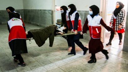 Envenenamiento a colegialas de Irán: Para apabullarlas 