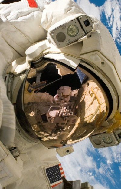 Artemis II: A qué hora 'llega' a la Luna y qué pasará en ese momento