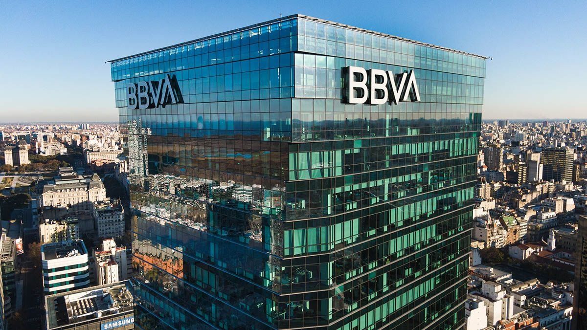 ElBBVA domina el mercado de créditos hipotecarios UVA entre los bancos privadosde Argentina, reafirma su compromiso en el acceso a la vivienda.