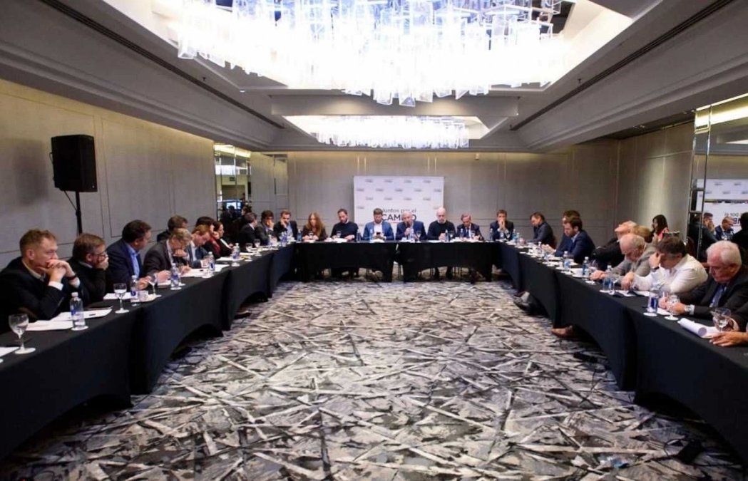 Juntos por el Cambio: Mesa de la desunión.