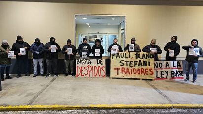 Escrache a un senador radical por votar la Ley Bases: 
