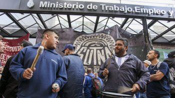 Alejandro Crespo, diputade 2023 y la CGT está de adorno. Alejandro Crespo, diputade 2023 y la CGT está de adorno.