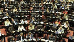 altText(Cristina enmienda su 'olvido' y convoca a extraordinarias por la ley de trata de personas)}
