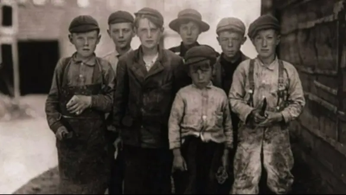 El trabajo infantil estaba extendido por igual en fábricas, en las minas y en el campo | Cortesía del Archivo Nacional de Estados Unidos El trabajo infantil estaba extendido por igual en fábricas, en las minas y en el campo | Cortesía del Archivo Nacional de Estados Unidos