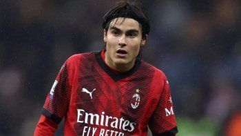 Boca quiere a Luka Romero a préstamo desde el Milan de Italia. Boca quiere a Luka Romero a préstamo desde el Milan de Italia.