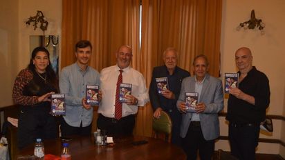 Santiago Cúneo con Libro 2da. parte: Nacionalismo, peronismo y federalismo