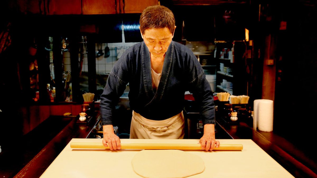 Netflix se deleita con estas historias que sustentan la corriente principal. Midnight Dinner: Tokyo Stories es un sueño humanizado de cómoda comida japonesa.
