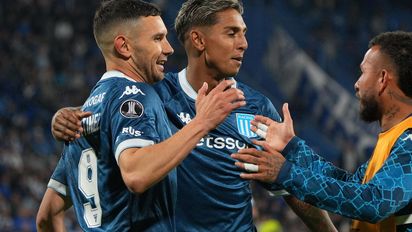 Vélez 0 - Racing 1: la Academia superó al Fortín en un duelo de alto voltaje