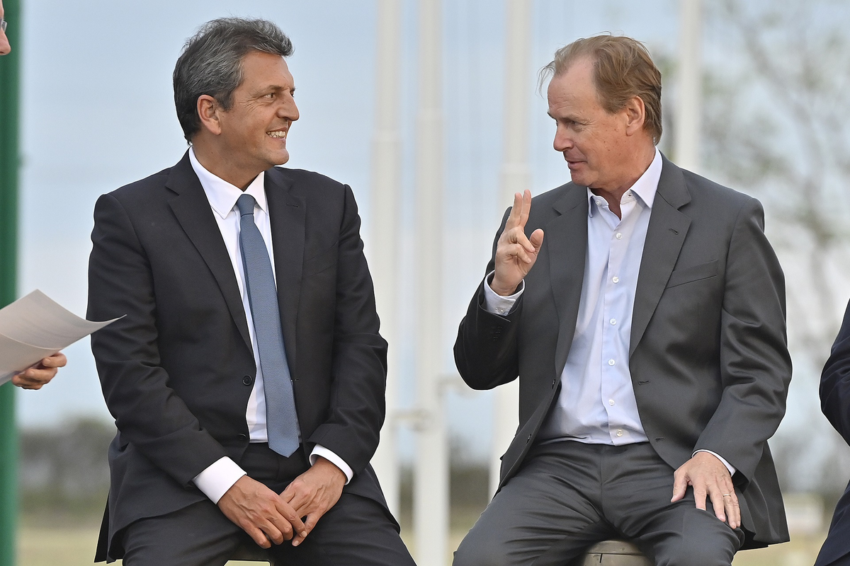 Sergio Massa con el gobernador Gustavo Bordet, que no puede reelegir este año.