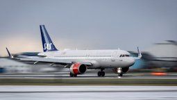 SAS, la nueva aerolínea con la que Aerolíneas Argentinas comparte código. SAS, la nueva aerolínea con la que Aerolíneas Argentinas comparte código.