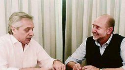 altText(Perotti sale de campaña con Alberto Fernández, pero le hará firmar sus promesas)}