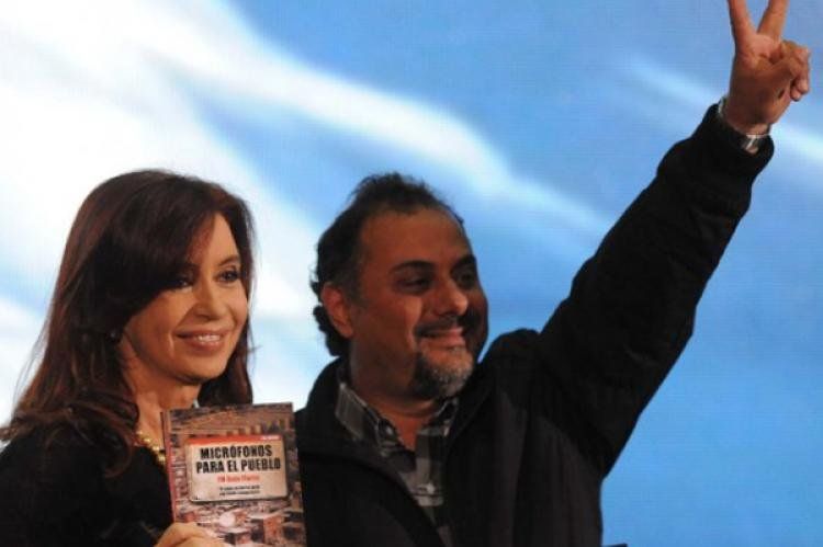 Cristina Fernández en el 3er. Aniversario de la Ley de Medios, homenaje en el Bajo Flores.