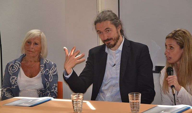 Thomas Hübl y Tiiu Bolzman.