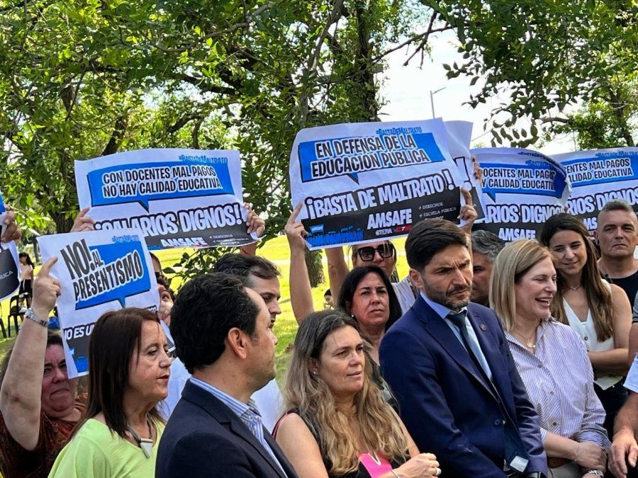 Maximiliano Pullaro no logra revertir la situación con el sector educativo.&nbsp;