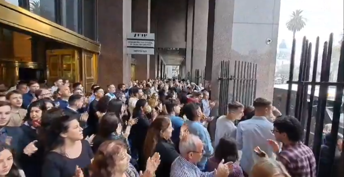 Empleados de la AFIP. Empleados de la AFIP.