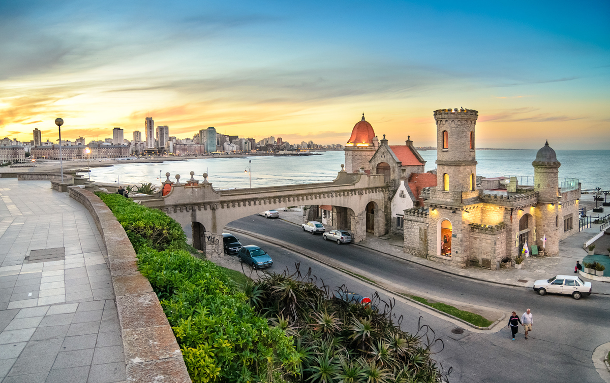 Torreón del Monje es una buena opción para visitar si viajas en las vacaciones de invierno a Mar del Plata. Foto: Conocimiento de Grupos