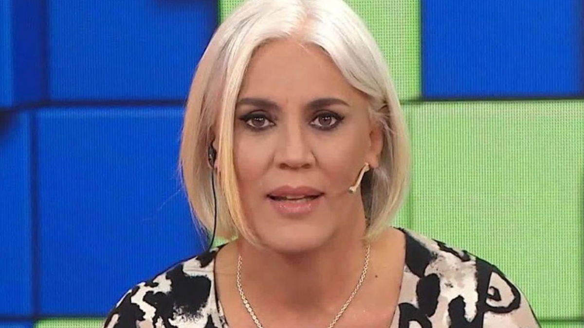 Débora D'Amato faltó al último programa y rápidamente consiguió lugar en TV Pública. Mientras tanto, Karina Mazzocco evalúa propuestas para continuar en televisión. Foto: América TV Débora D'Amato faltó al último programa y rápidamente consiguió lugar en TV Pública. Mientras tanto, Karina Mazzocco evalúa propuestas para continuar en televisión. Foto: América TV