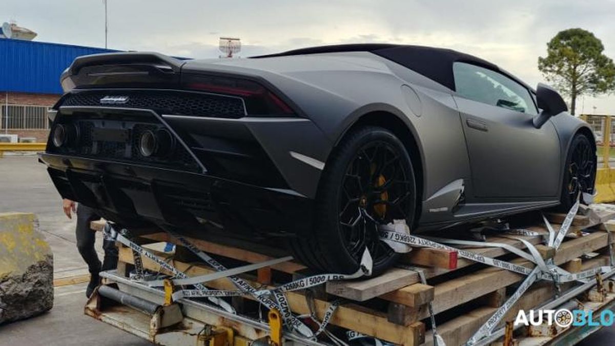 Llamativa fake news por un Lamborghini lanzan los muy activos fans de Macri