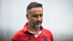 {alttext(,El furioso grito de las redes de Flamengo: #ForaVitorPereira)}