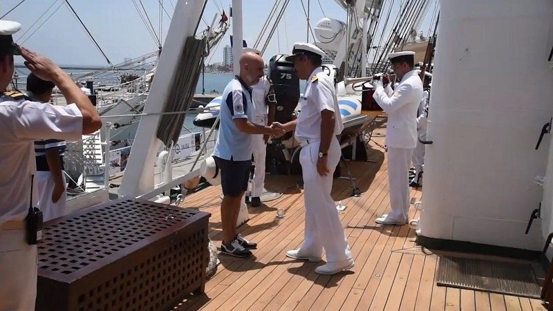 t_1536159616422_name_embajador_ezequiel_sabor_fragata_libertad_1_.jpg