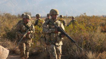 Tensión interna en el Ejército. Tensión interna en el Ejército.