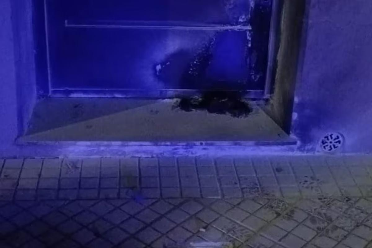 El gremio liderado por Edgardo Arrieta sufrió un ataque incendiario. El gremio liderado por Edgardo Arrieta sufrió un ataque incendiario. 