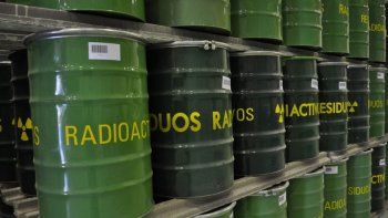 Superávit radioactivo: Denuncian a Dioxitek por presuntos accidentes con uranio en Córdoba