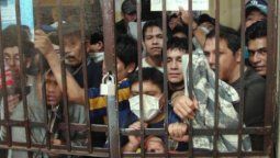 altText(Sin más lugar para presos: ¿Cárceles de extrema seguridad o cárceles con escuelas?)}