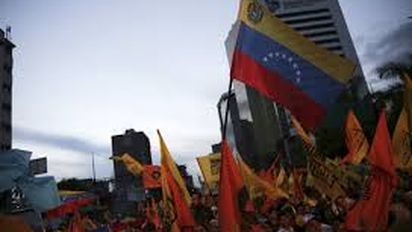 Venezuela: El chavismo y Machado/Urrutia arrancaron la campaña con todo