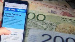 altText(Escándalo nacional: Presos, 52 concejales, intendente, diputado, secretario de Turismo y hasta titulares de ANSES cobran el IFE)}