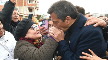 El precandidato presidencial de Unión por la Patria encabezó un acto en La Matanza El precandidato presidencial de Unión por la Patria encabezó un acto en La Matanza