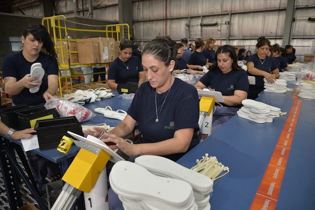 El clásico calzado brasileño se ensamblará en el partido de Tigre