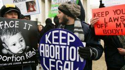 altText(A quién sirve la filtración del borrador que anula el aborto)}