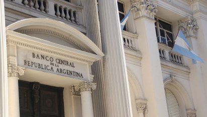 Por la escalada inflacionaria, el BCRA confirma suba de tasa