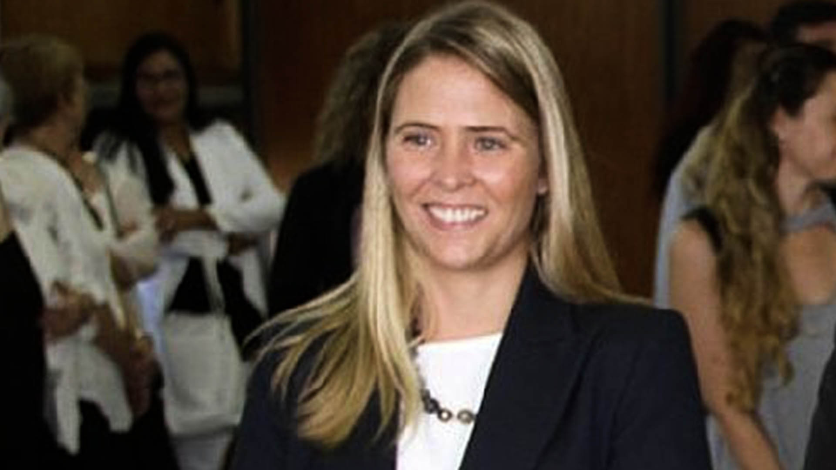 La jueza Pérez Ballester, muy cuestionada por las razones para darle la tenencia de Lucio Dupuy a su madre asesina.