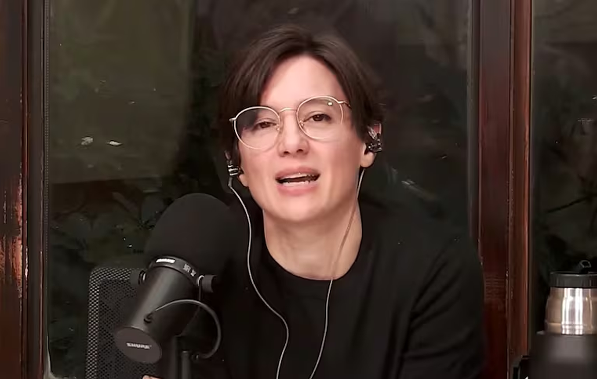 Malena Pichot parodió a Manuel Adorni en Futurock con un sketch lleno de ironías y frases virales. Foto: X Malena Pichot parodió a Manuel Adorni en Futurock con un sketch lleno de ironías y frases virales. Foto: X