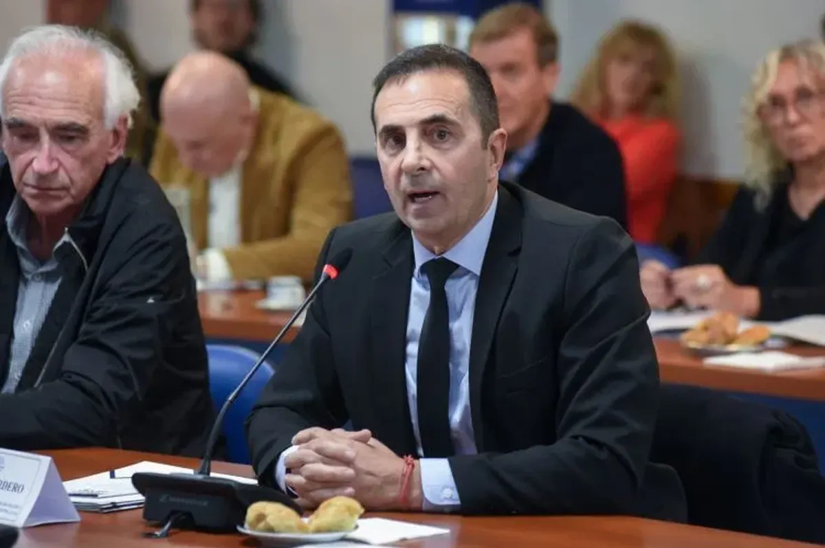 El secretario de Trabajo, Julio Cordero, citó a los empresarios para tratar la reforma laboral.