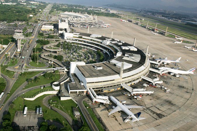 5 consorcios presentaron propuestas para la subasta del aeropuerto de Galeao de Río de Janeiro, y ganó Odebrecht.