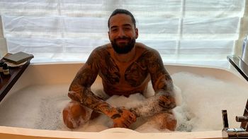 La habilidad de Maluma para dominar un exigente deporte extremo acuático. (Foto: Instagram @maluma) La habilidad de Maluma para dominar un exigente deporte extremo acuático. (Foto: Instagram @maluma)