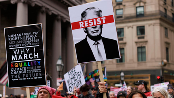 El dilema económico de Trump: Los precios no ceden y la opinión pública se mantiene negativa