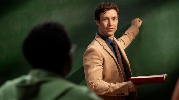 La miniserie de 8 capítulos que vas a terminar en un solo día