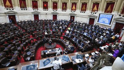 Diputados aprobó aumento del 7,2% en jubilaciones, bono pasaría a $110 mil y volvería moratoria previsional