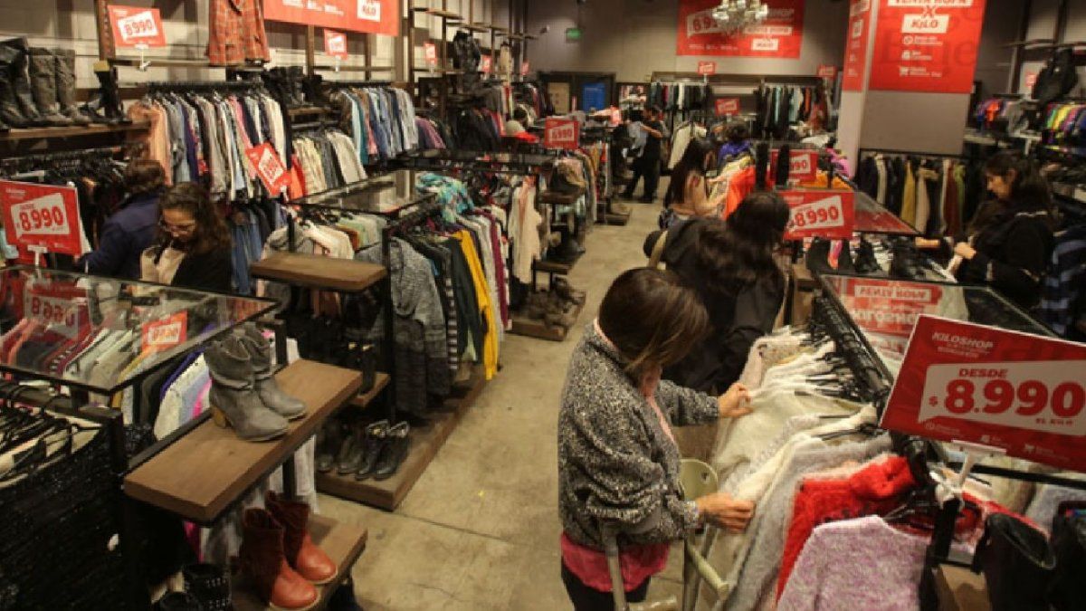 Tiendas de ropa con entrega a domicilio sale