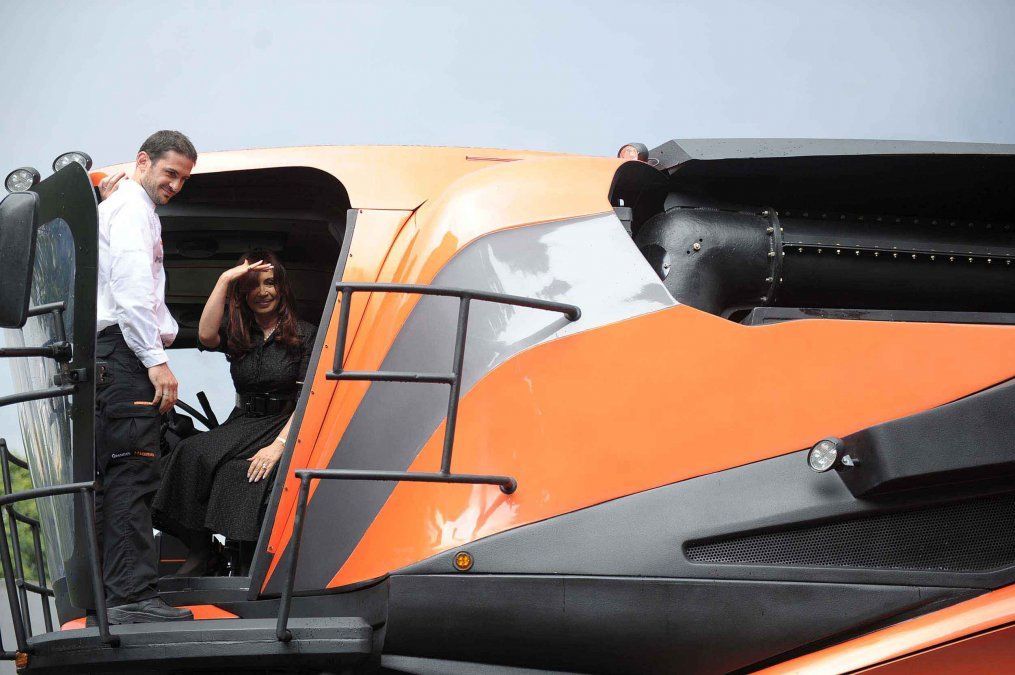 Cristina Fernández abordo de la frustrada Maag Mitos