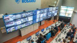 Pullaro anunció la adquisición de cámaras de seguridad para Rosario y la compra de un helicóptero para la Policía.
