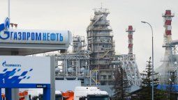 altText(Gas a Europa en suspenso: Fuga de aceite en gasoducto ruso de Gazprom)}